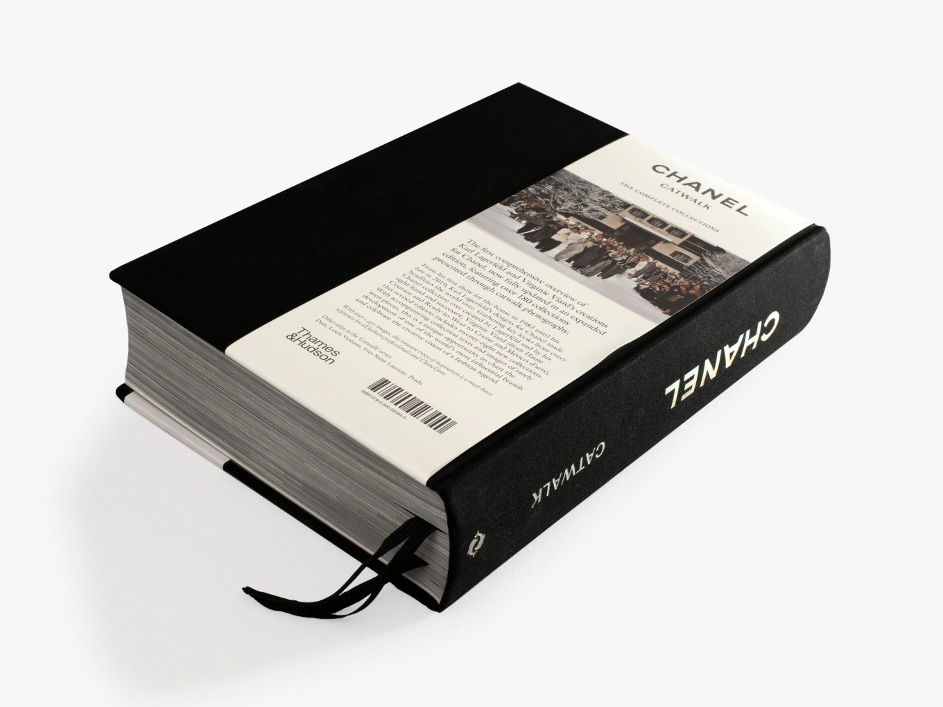 Catwalk Book Collection by Thames & Hudson - Dimensiva
